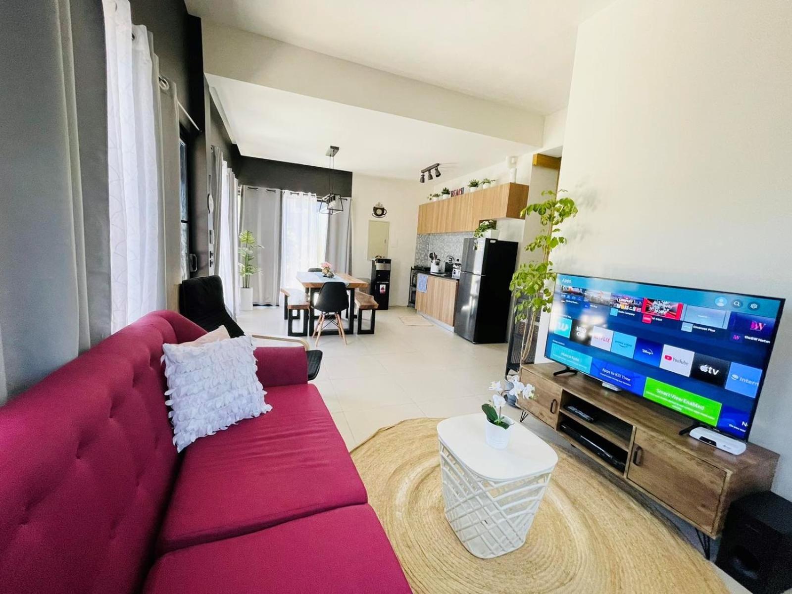 Seafront Residences Vacation Getaway サンフアン エクステリア 写真